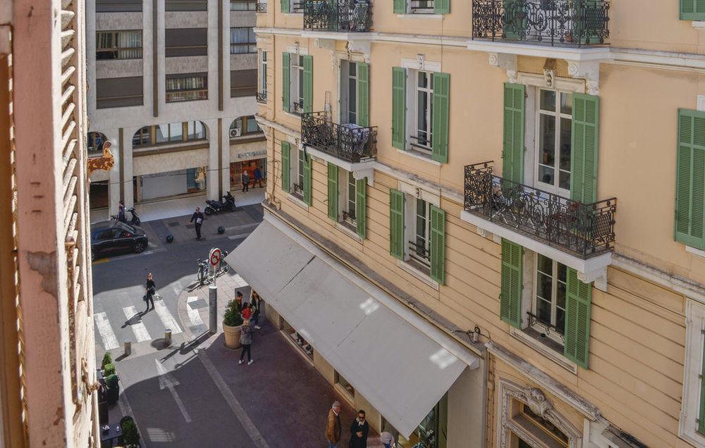 Studio Central * Cannes
